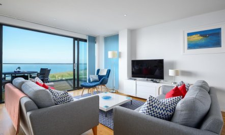 2 Bed in Fistral 3