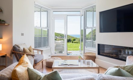 2 Bed in Watergate Bay 6