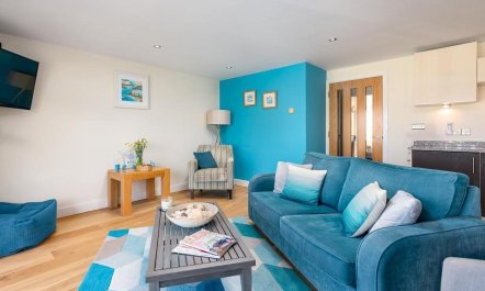 2 Bed in Porth 6