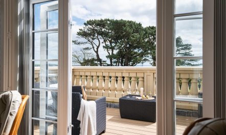 3 Bed in Carlyon Bay 2