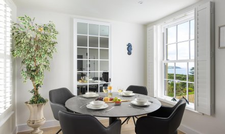 3 Bed in Carlyon Bay 8
