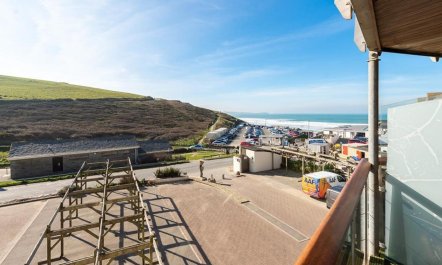 1 Bed in Watergate Bay 6