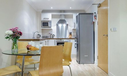 1 Bed in Watergate Bay 2