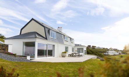 4 Bed in Mawgan Porth 7