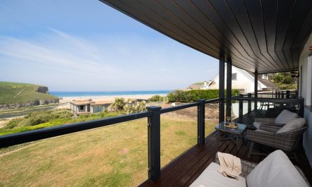 3 Bed in Mawgan Porth