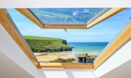 3 Bed in Mawgan Porth 2