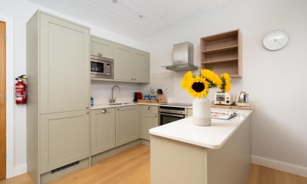 2 Bed in Watergate Bay 8