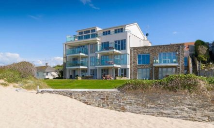 4 Bed in Porth 1