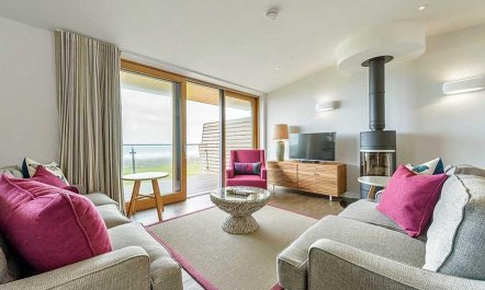 3 Bed in Widemouth Bay 9