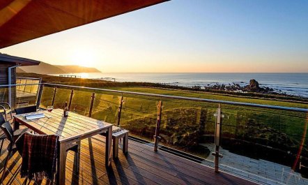 3 Bed in Widemouth Bay 1