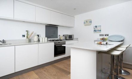 2 Bed in Fistral 5