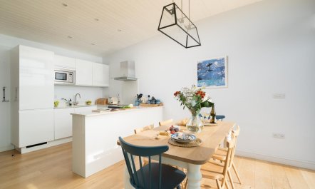 2 Bed in Watergate Bay 9