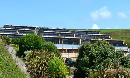 2 Bed in Watergate Bay 3