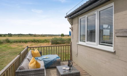 1 Bed in Eccles-on-Sea 5