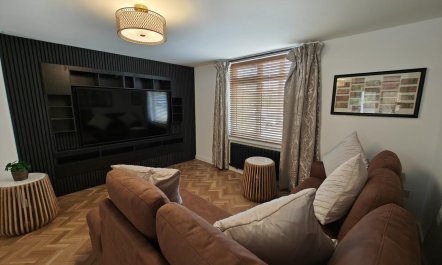 4 Bed in Hampeth 1