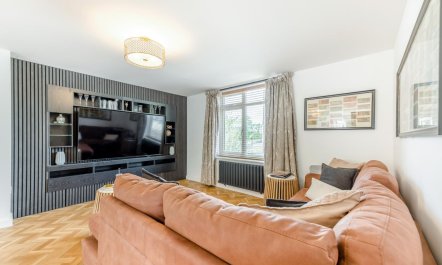 4 Bed in Hampeth 7