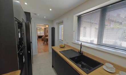 4 Bed in Hampeth 6