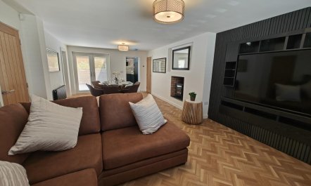 4 Bed in Hampeth