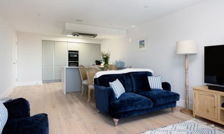 2 Bed in Porth 4