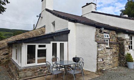 2 Bed in Betws Garmon 7