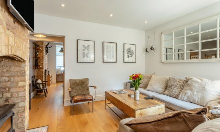 2 Bed in Stamford 1