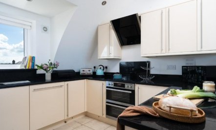 3 Bed in Fistral 8