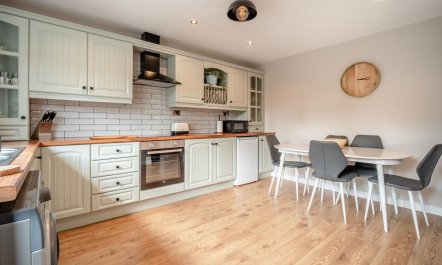 3 Bed in Portrush 2