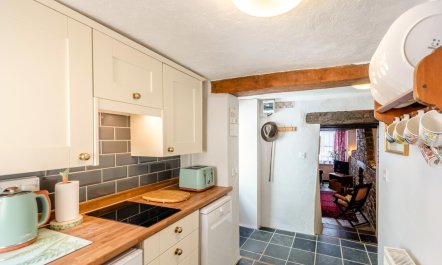 1 Bed in Appledore 8