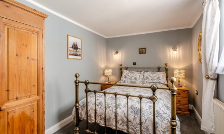 1 Bed in Appledore 5