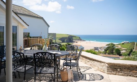 5 Bed in Mawgan Porth 2