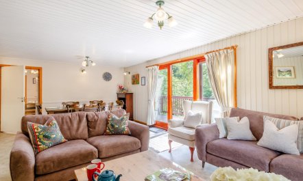 4 Bed in Summerbridge 7