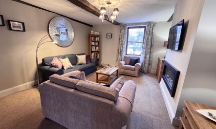3 Bed in Keswick 1