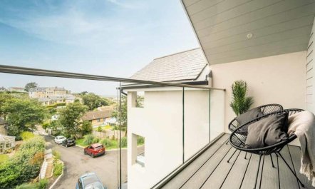 4 Bed in Porth 3