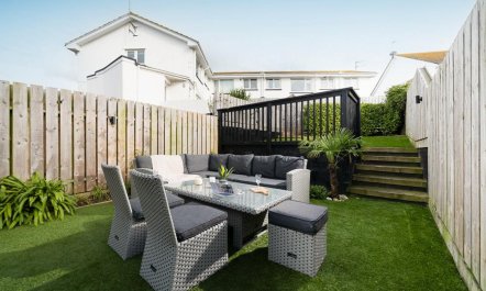 4 Bed in Porth 9