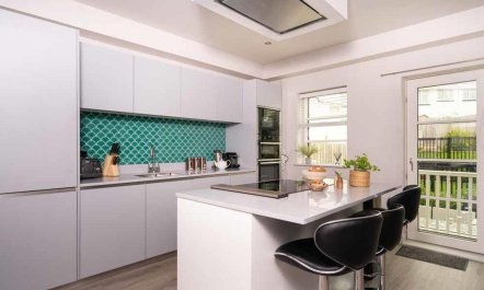 4 Bed in Porth 7