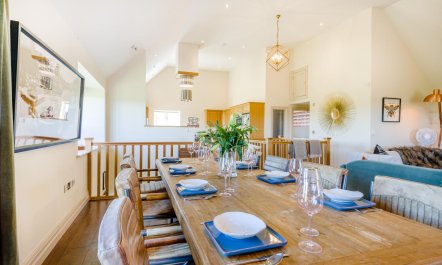 5 Bed in Langham 9