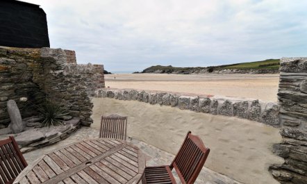 2 Bed in Porth 1