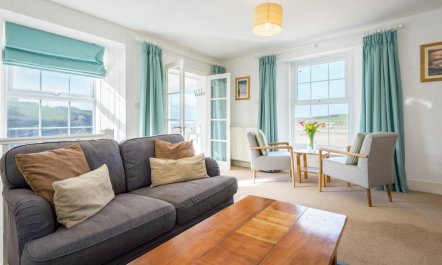 2 Bed in Porth 7