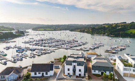 2 Bed in Falmouth 2