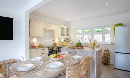 3 Bed in Llanbedrog 8