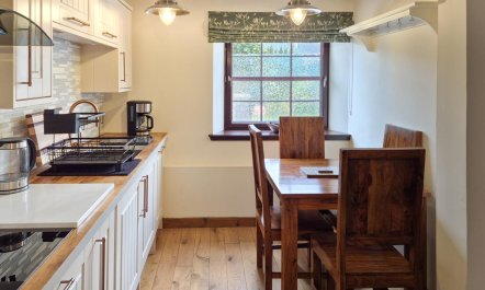 2 Bed in Ballater 2