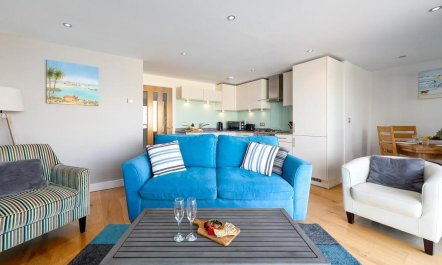 2 Bed in Porth 6