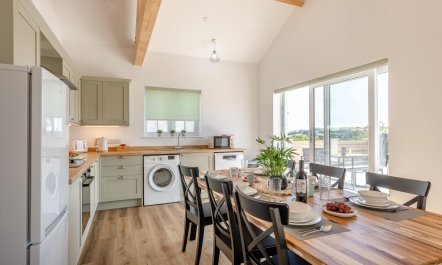 3 Bed in Meidrim 4