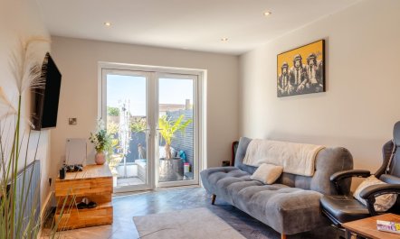 4 Bed in Torrington 9