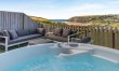 4 Bed in Mawgan Porth 0