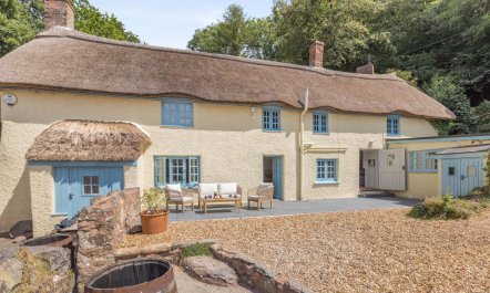 5 Bed in Bishops Lydeard 0