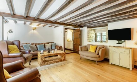 3 Bed in Combe St. Nicholas 7