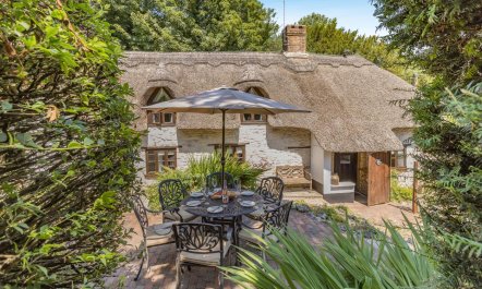 3 Bed in Combe St. Nicholas 1