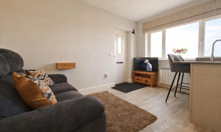 1 Bed in Thursby 2
