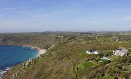 4 Bed in Sennen 6